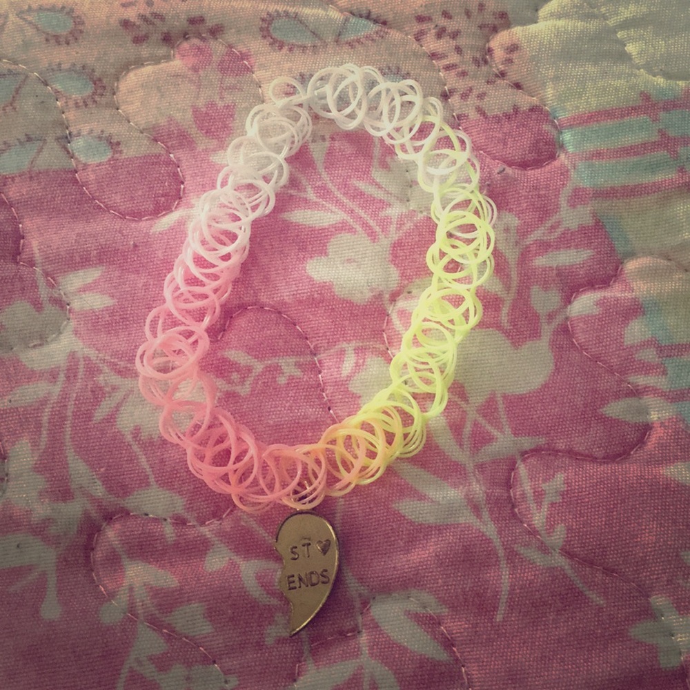 Beautiful white pink yellow choker